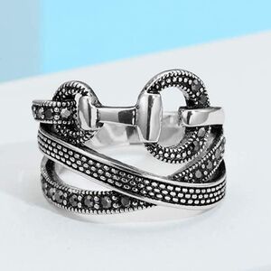 SILVER BLACK CRYSTAL RHINESTONE ART DECO GOTHIC BELT KNOT MODERN STATEMENT RING